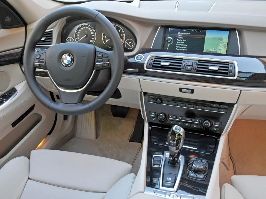  BMW 535i Gran Turismo 2009 года  (фото 13 из 14)